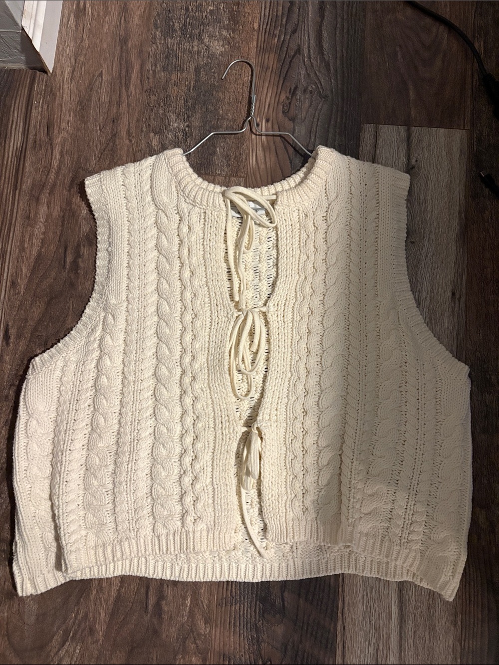 Cable-Knit Tie-Front V-Neck Sweater Vest - Cream